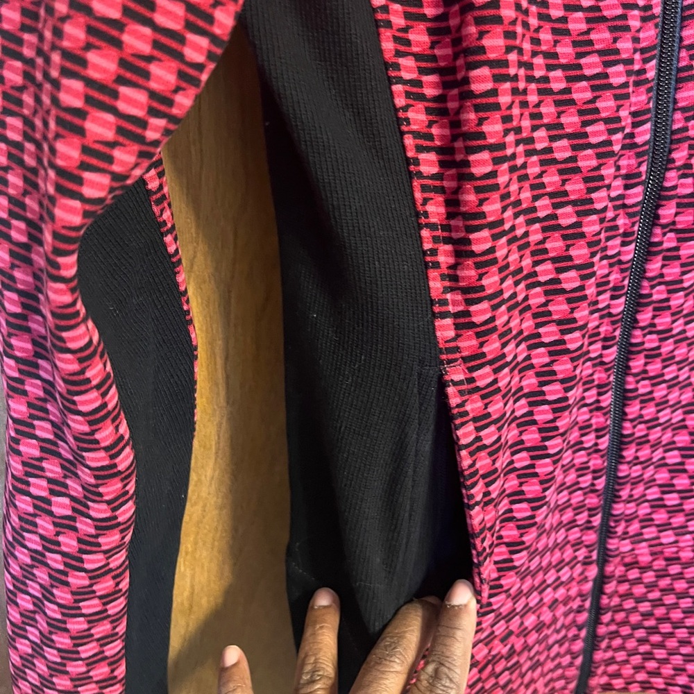 Lululemon Sports Jacket - Picture 2 of 5